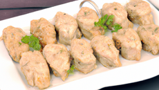 Bouchées de poulet lardées à la fourme d'ambert