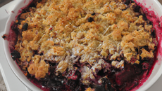Crumble croustillant aux mûres