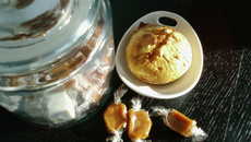 Muffins poire, caramel, noix de pécan