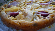 Tatin de pommes oignon rouge au chèvre