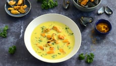 Soupe de moules au curry