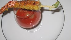 Gambas chapelure d'agrumes sauce poivron framboises