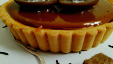Tartelette chocolat, caramel sur fond de spéculoos
