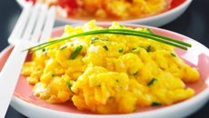 Œufs brouillés à la crème fraîche