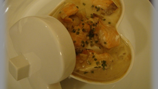 Petites cocottes de saumon au lait de coco et paprika