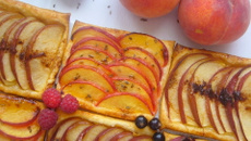 Tarte fine pêches grains d'anis vert et tarte fine pommes cannelle