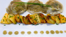 Ravioles de kaki persimon au foie gras