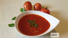 Sauce tomates pour pizza au basilic (thermomix)