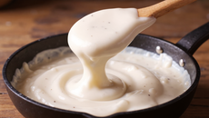 Sauce béchamel au lait entier et noix de muscade