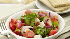 Salade de Caprice des Dieux et tomates