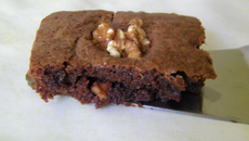 Brownie marron-chocolat-noix