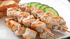 Brochettes de poulet épicées
