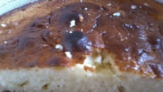 Gâteau au yaourt au léger goût de citron