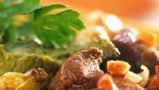 Civet de porc au vin rouge à préparer la veille