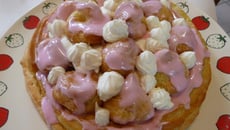 Saint Honoré à la rose et à la framboise