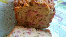 Cake aux olives et lardons