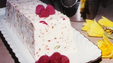 Nougat glacé économique