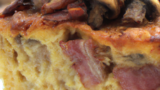 Cake aux champignons et bacon