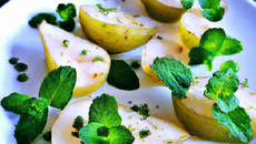 Poires d'orgeval au poivre et menthe de Milly