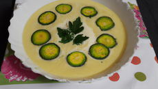 Velouté de courgettes généreux