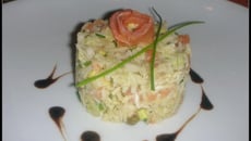 Timbale avocat-saumon-crabe