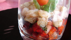 Tartare de fraises aux scampis