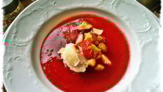 Soupe de fraises et son mascarpone à la rhubarbe
