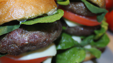 Hamburgers maison moins caloriques