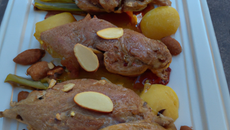Canard farci aux abats de volaille, amandes et échalotes