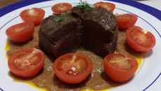 Bœuf aux tomates