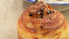 Pain feuilleté à la truffe