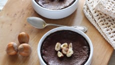 Petits pots de crèmes au chocolat et aux noisettes