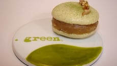 Macraon Green Zen : thé vert Matcha, marron et orange