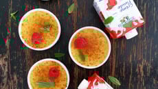Crème catalane aux framboises et verveine