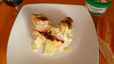 Rouleaux de feuilles de choux gratinées au Boursin ail et fines herbes