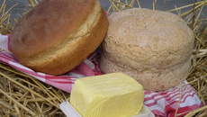 Pain brioché et pain demi-gras