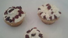 Cupcakes à la pâte d'arachide et aux cranberries