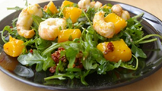 Salade de mangues et de langoustines