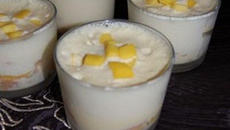 Tiramisu à la mangue et noix de coco