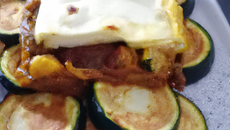 Brick de chèvre et courgettes au curry