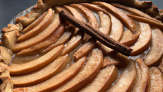 Tarte fine aux pommes au beurre demi-sel et à la cannelle 