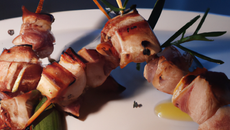 Cœur de porc en brochette