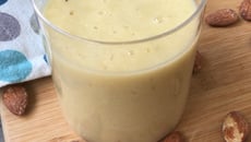 Smoothie petit-déjeuner au lait d’amande