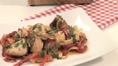 Sauté de dinde à la basquaise