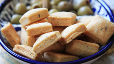 Petits sablés au parmesan et au thym