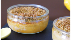 Douceur de citron et crumble de pistache