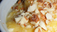 Parmentier au bœuf, potiron et amandes en petites cocottes