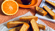 Biscottis au café et orange confite