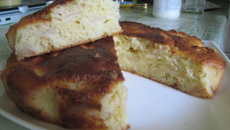 Gâteau express aux pommes et éclats de noix