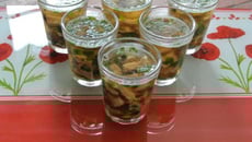 Verrine de poulet gelée